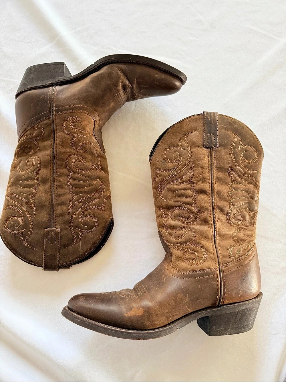 Laredo “Bridget” Distressed Tan Leather Cowboy Boots Women’s 8.5M 51084